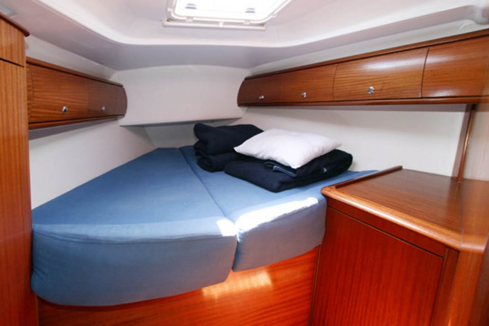 accommodation-bavaria44-head-bedroom