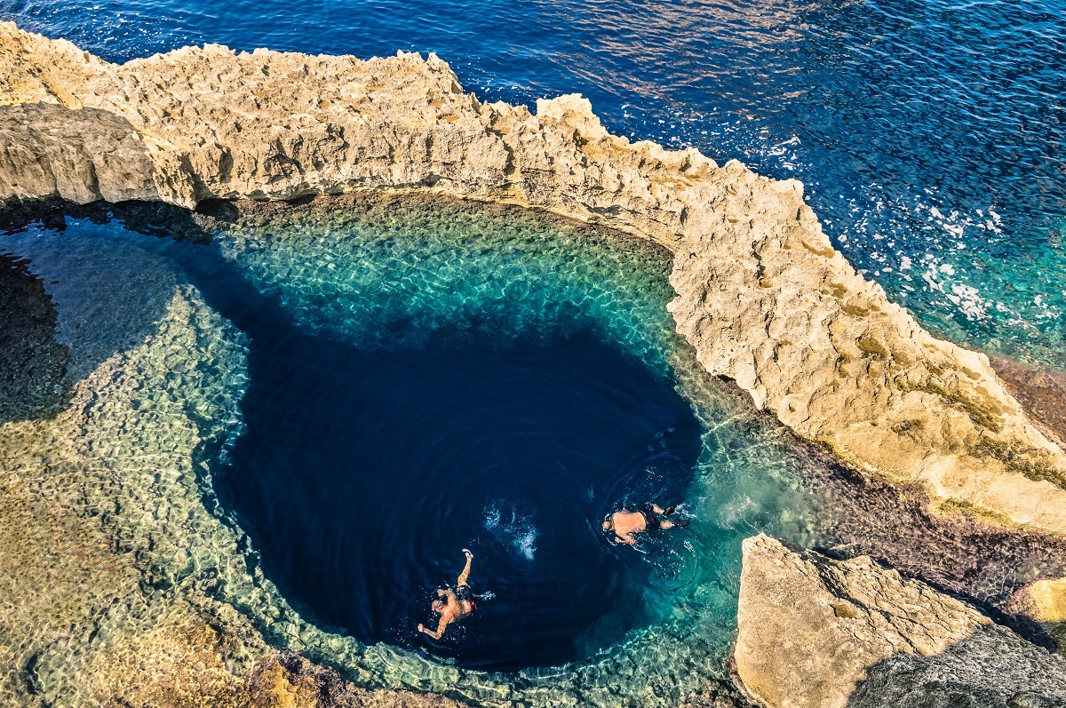 charter-and-cruises-blue-hole