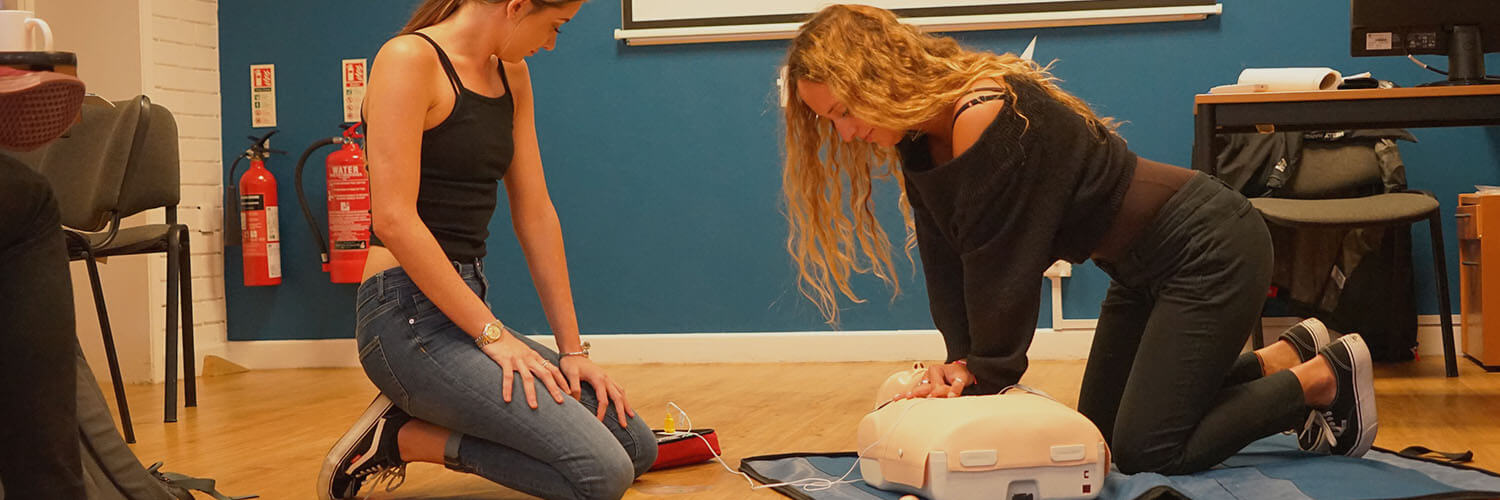 course-cover-rya-first-aid