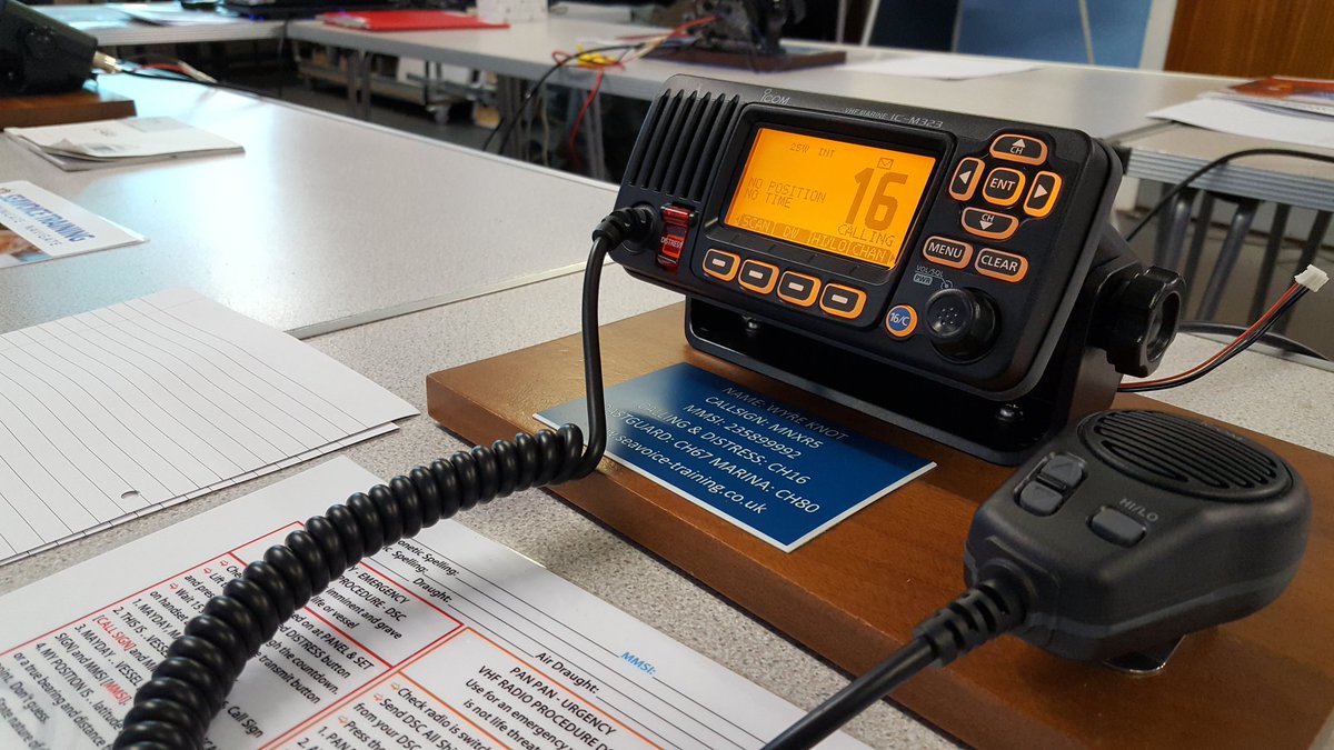 course-cover-rya-marine-radio-src