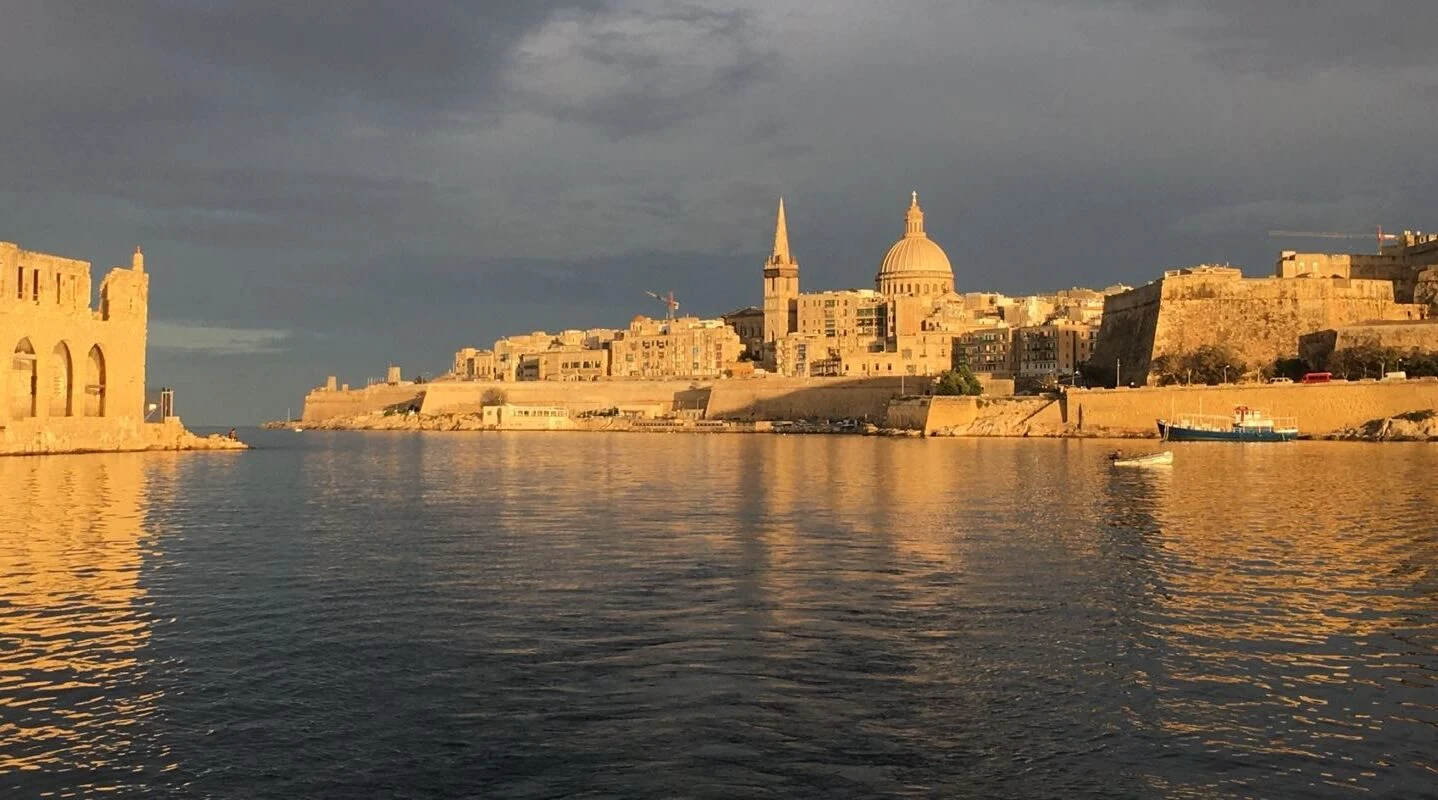 home-carousel-9-malta-sailing-valleta-sunset-trimmed