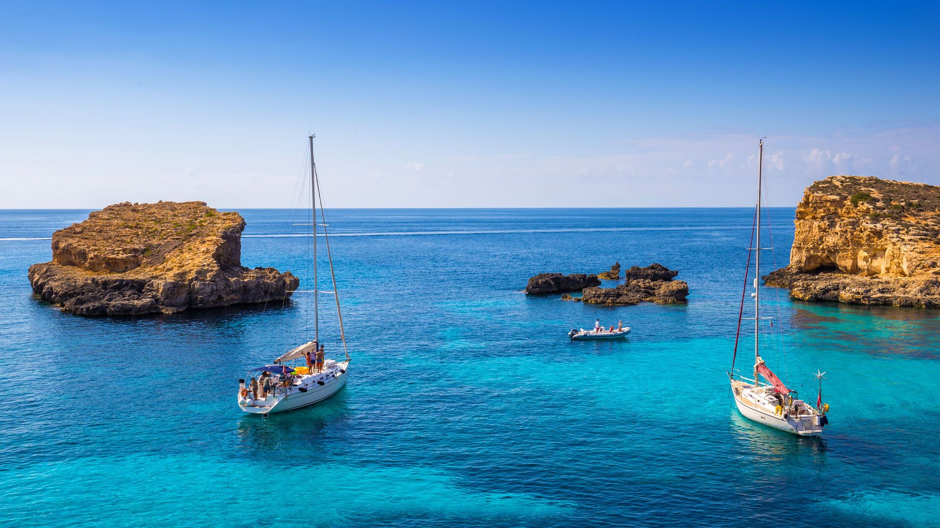 malta-sailing-yachts-charter17