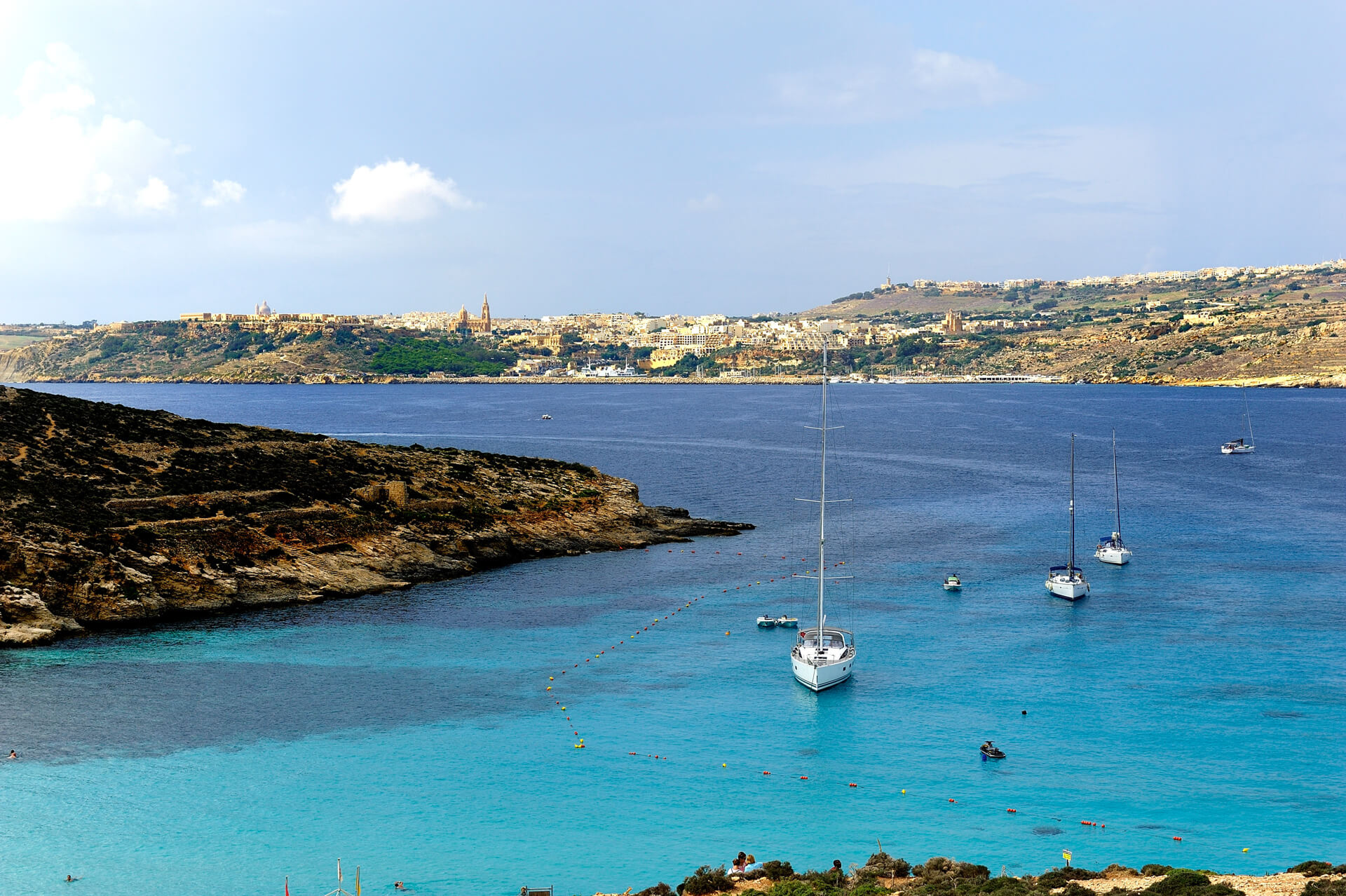 malta-sailing-yachts-charter21